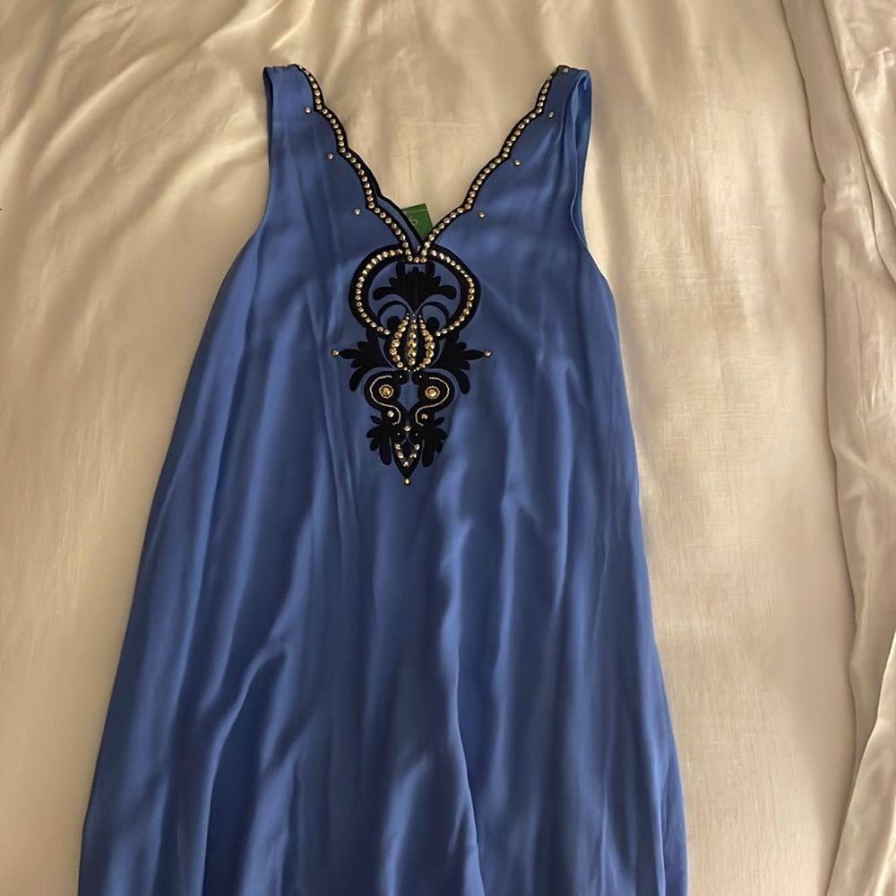 Lilly Pulitzer size medium. Retail 248